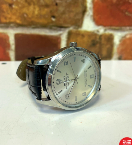 О10 Часы ROLEX OFFICIALLY №К00007771