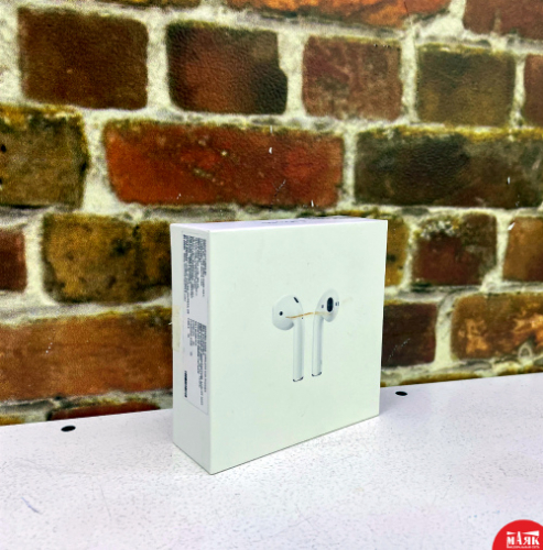 О2 Б/У Беспроводные наушники AirPods 2 кор №e00289445
