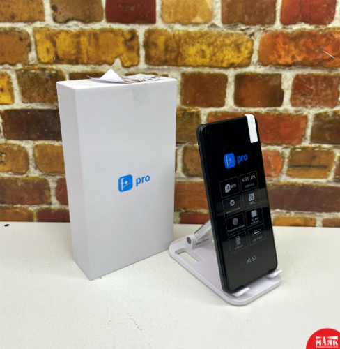 О4 ст F+ PRO 3\64 NFC 357196970088667 №К00006614