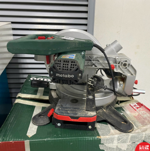 О7 Б/У Торцовочная пила Metabo KS 216 M Lasercut кор 123 №e00301756 К-СМИРНОВ (ИЮНЬ25)