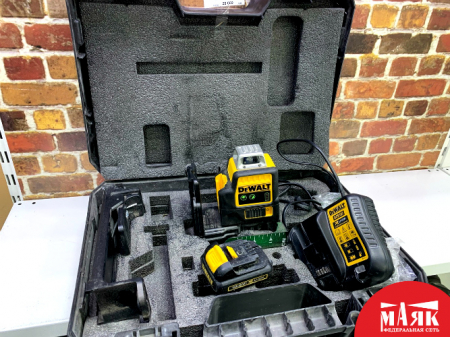 О2 Б/У лазерный уровень dewalt dce0811g кор 123 №e00346566