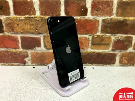 О9 Б/У ст. iPhone se 3GB/64GB 356482108959248 №e00343409