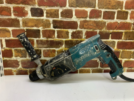 О1 Б/У перфоратор Makita 2470 123 №e00360022