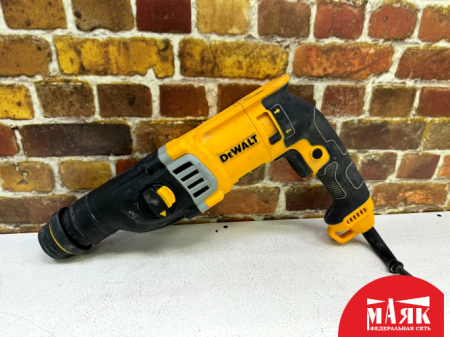 О2 Б/У Перфоратор Dewalt D25143 кейс 123 №e00370601
