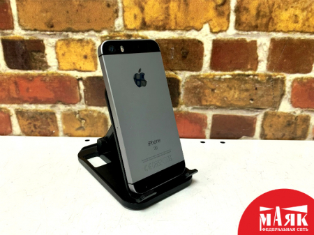 О10 Б/У ст. iPhone se 2GB/128GB 356604083804574 №e00373156