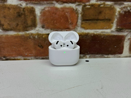 О9 Б/У Наушники apple airpods 4 без шумоподавления №e00446924