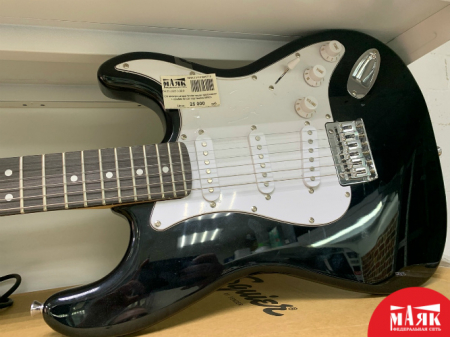 О9 электрогитара fender squier stratocaster + комбик fender кор №e00239988