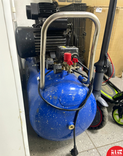 О7 Б/У Компрессор масляный Garage PK 100.MBV400/2.2, 100 л, 2.2 кВт 123 №e00240211