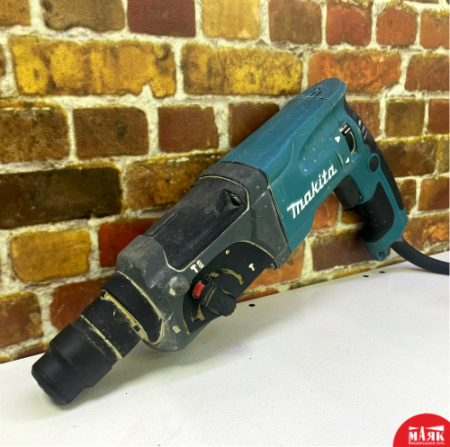 О2 Б/У Перфоратор Makita HR2470 кор 123 №e00244361