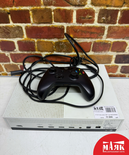 О7 Б/У xbox one s 1681 1дж №e00469664