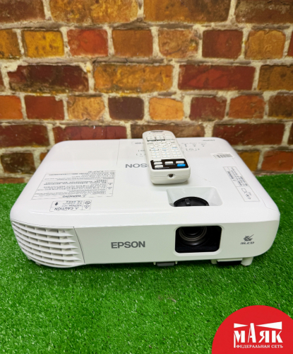 О3 Б/У проектор Epson eb-e01 №e00493702