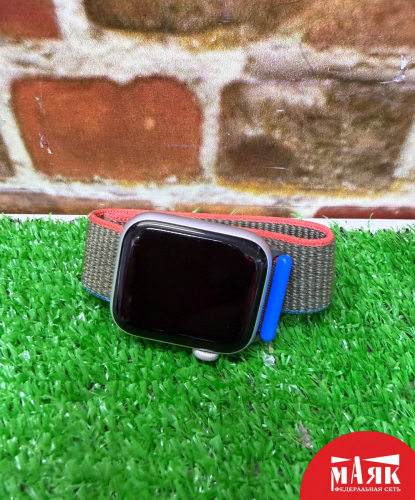 О3 Б/У Apple Watch SE 2020 40mm A2351 №e00487988